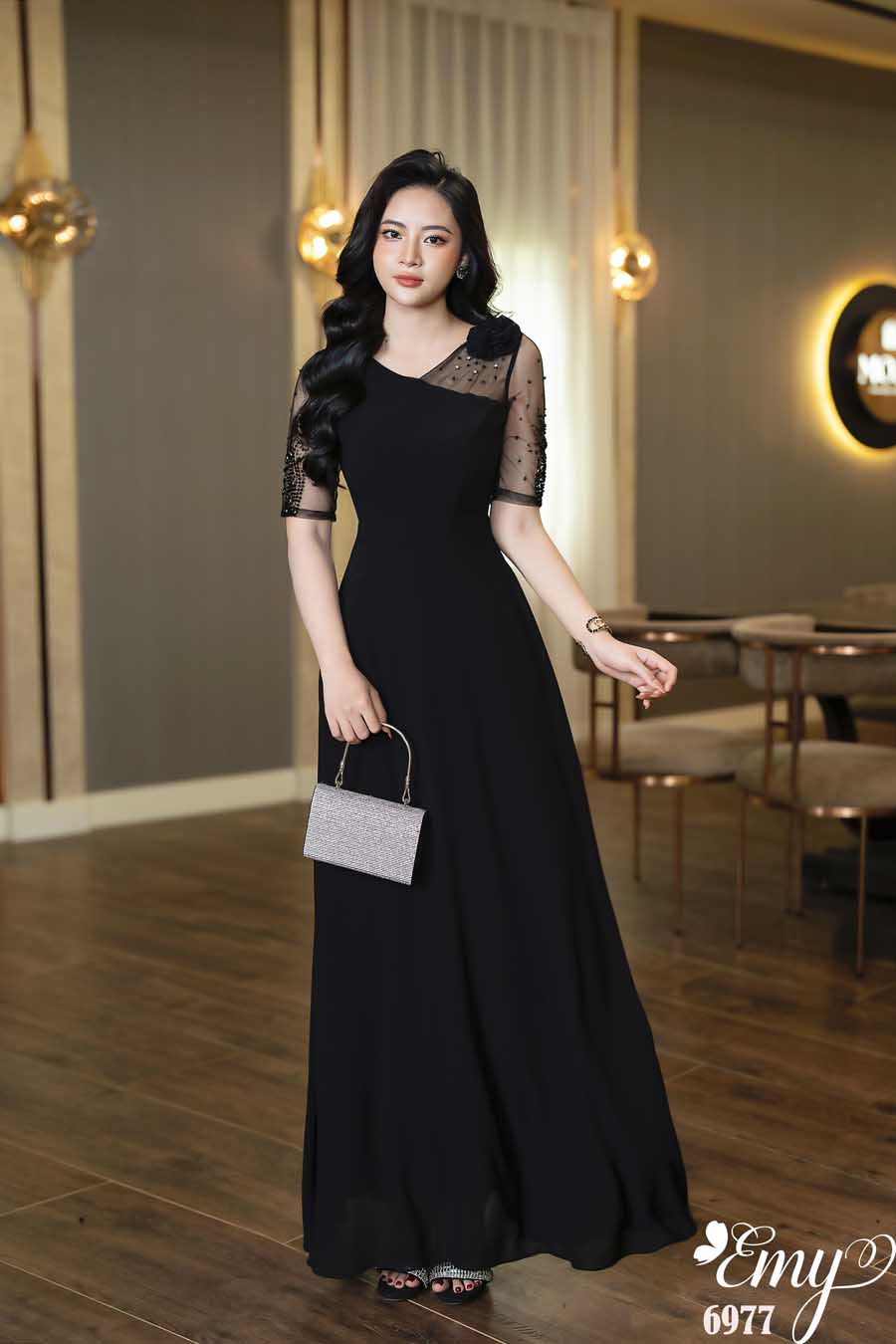 Váy dạ hội đen cúp ngực ô vuông LYLIA – Hizu Dress Up