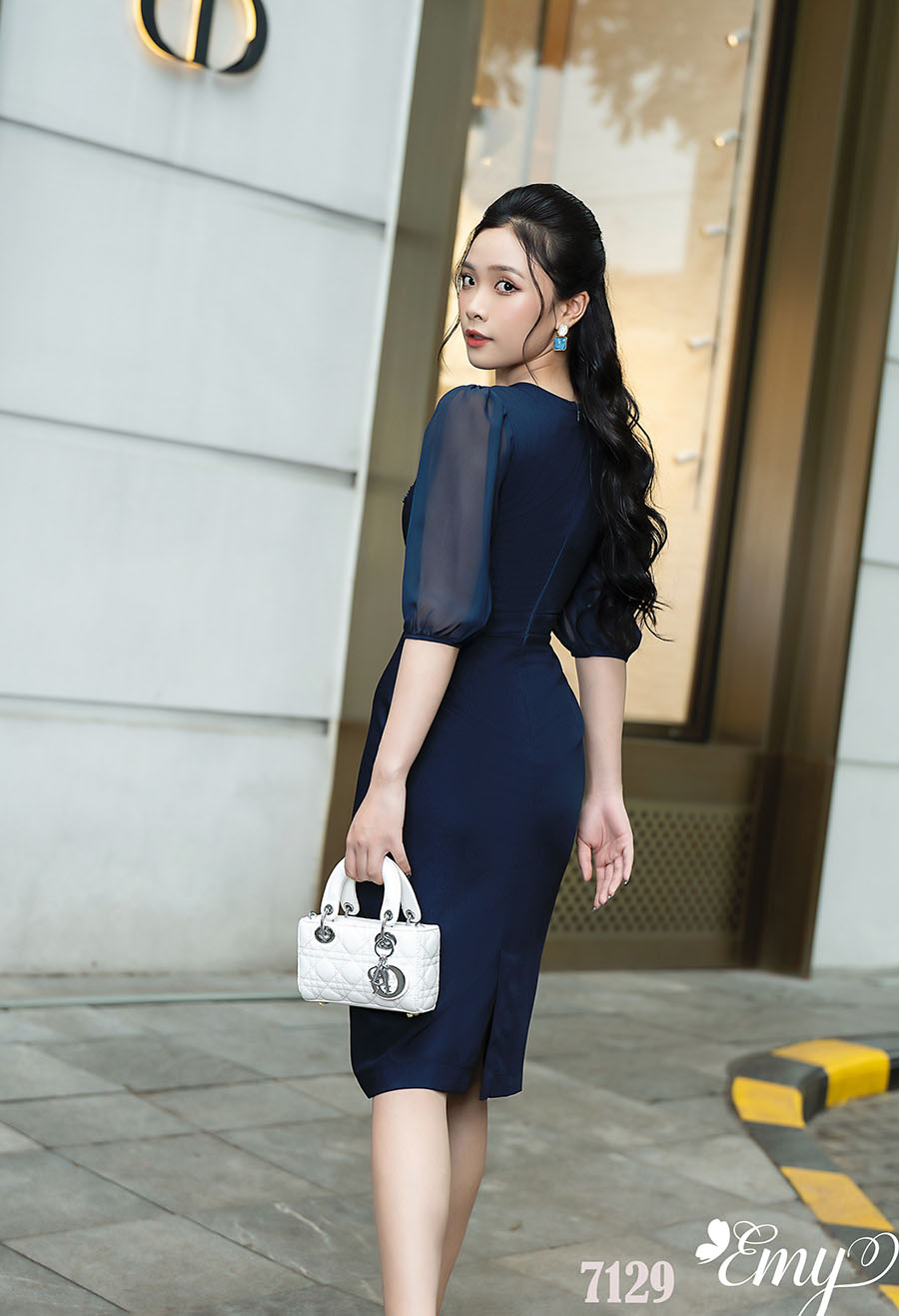 Váy Emy ra mắt cửa hàng luxury ở TPHCM