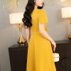 EM7165 Đầm Xoè Vàng Cổ Tròn