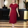 EM7153 Đầm Xoè Đỏ Cổ Lệch