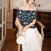 EM7223 Sét Áo Chân Váy Trắng Dập Ply