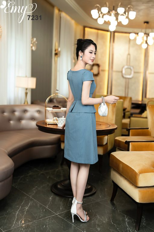 EM7231 Đầm Xoè Peplum Cổ V