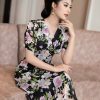 EM9272 Đầm Xoè Cổ V