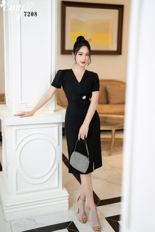 EM7208 Đầm Body Đen Cổ V