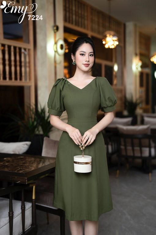 EM7224 Đầm Xoè Xanh Rêu Cổ V