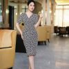 EM7226 Đầm Xoè Hoa Nhí Cổ V