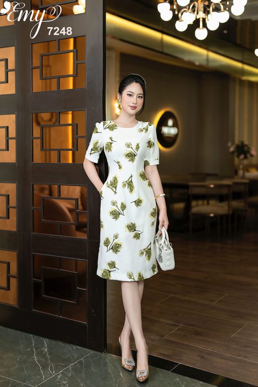 EM7248 Đầm Body Hoa Cổ Tròn