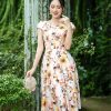 EM7281 Đầm Xoè Vai Choàng