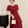 EM7422 Đầm Suông Linen Đỏ Đính Hạt Cổ