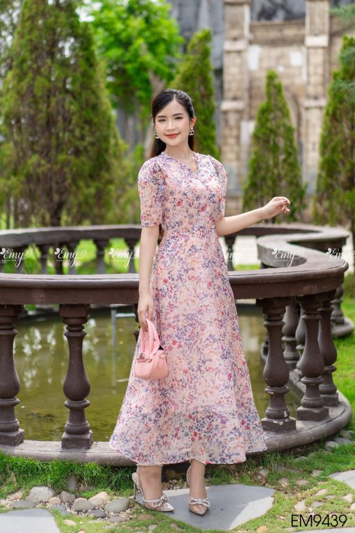 EM9439 - Đầm xoè voan tơ hoa nhí