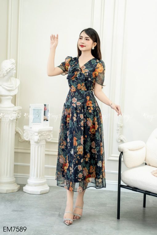 EM7589 - Đầm xòe cổ V đính nơ