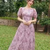 EM2143 Đầm Xoè Dạo Phố Vải Voan Hoa Hồng
