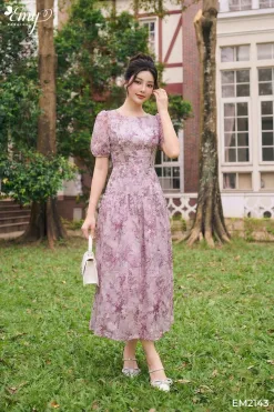 EM2143 Đầm Xo&egrave; Dạo Phố Vải Voan Hoa Hồng