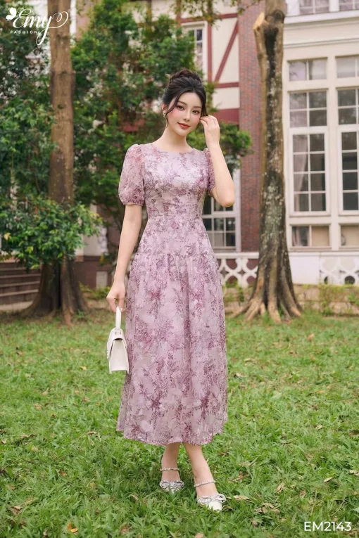 EM2143 Đầm Xoè Dạo Phố Vải Voan Hoa Hồng