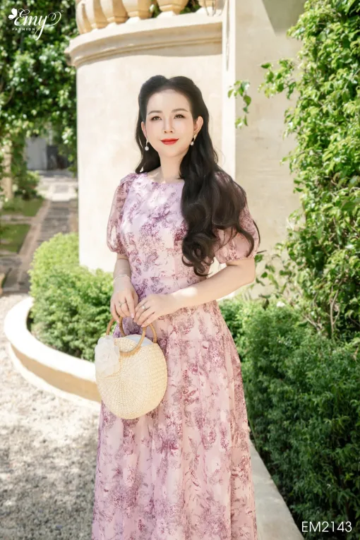 Đầm Xoè Dạo phố Vải Voan Hoa Hồng EM2143