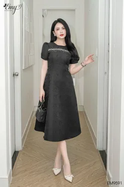 Đầm dự tiệc đen đính đá - EM9591
