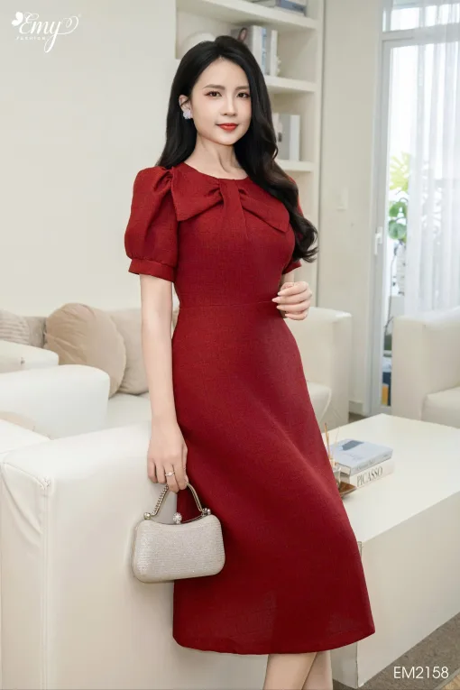 EM2158 Đầm Xoè Đỏ Đô Cổ Cách Điệu