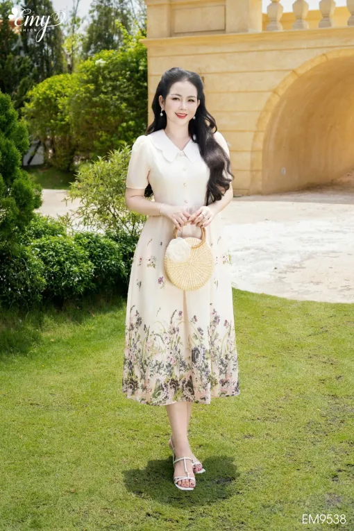 EM9538 Đầm Xoè Hoa Chân Bông