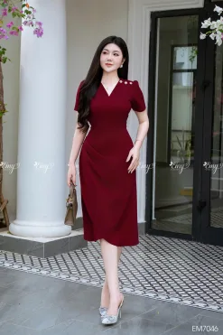 EM7046 Đầm Body Đỏ Vai Kết Nút