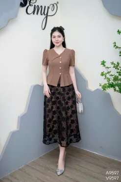 A9597Áo Cotton Lạnh Màu Nâu Cổ V Đắp Chéo