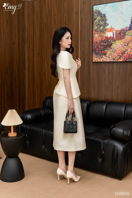 EM4035 - Đầm Xoè Peplum Trắng