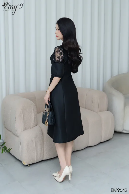 EM9642 - Đầm Xoè Đen Tay Lỡ Phối Ren