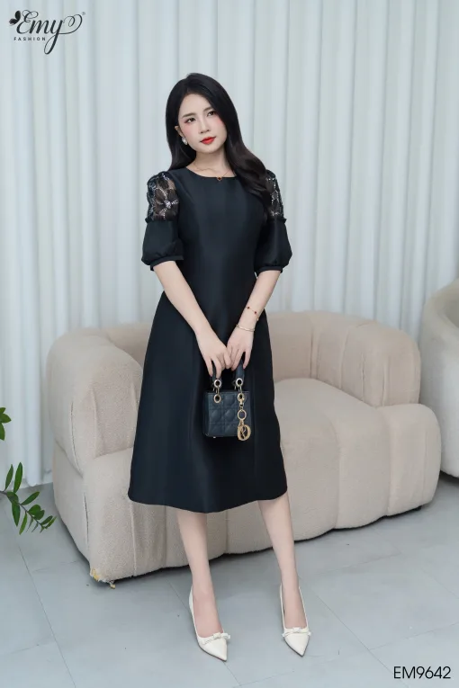 EM9642 - Đầm Xoè Đen Tay Lỡ Phối Ren