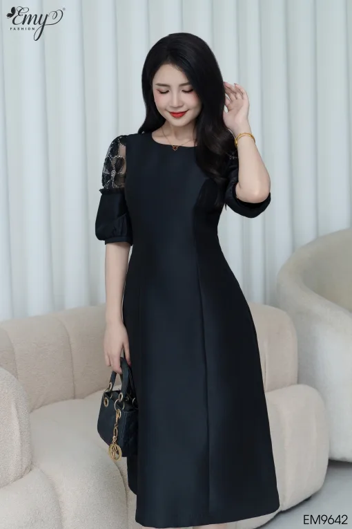 EM9642 - Đầm Xoè Đen Tay Lỡ Phối Ren