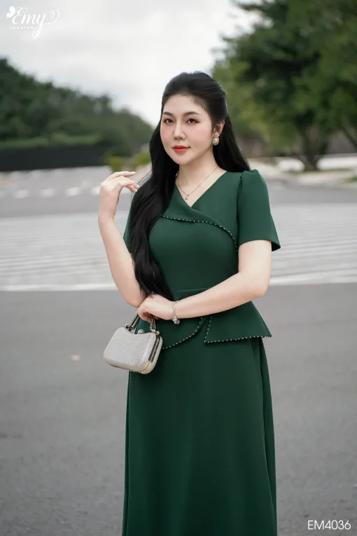 EM4036 Đầm Xoè Peplum Xanh