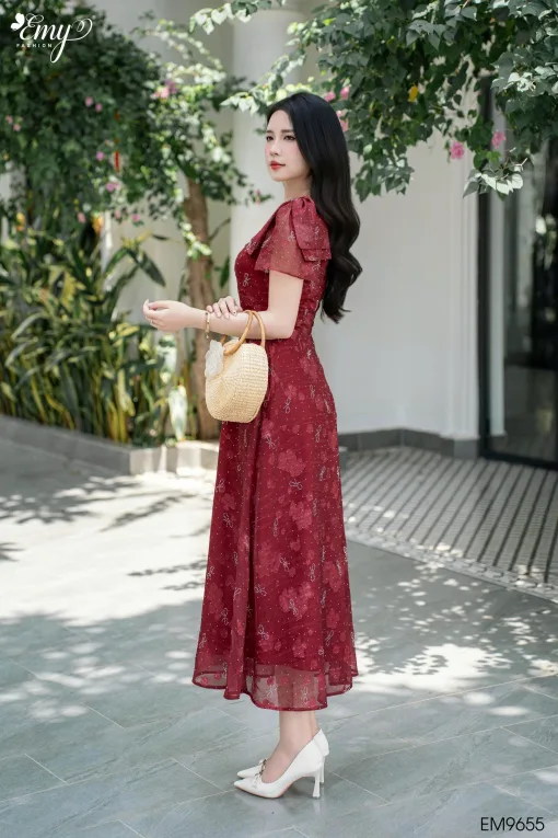 Đầm xòe dự tiệc đỏ sang trọng, nữ tính - EM9655