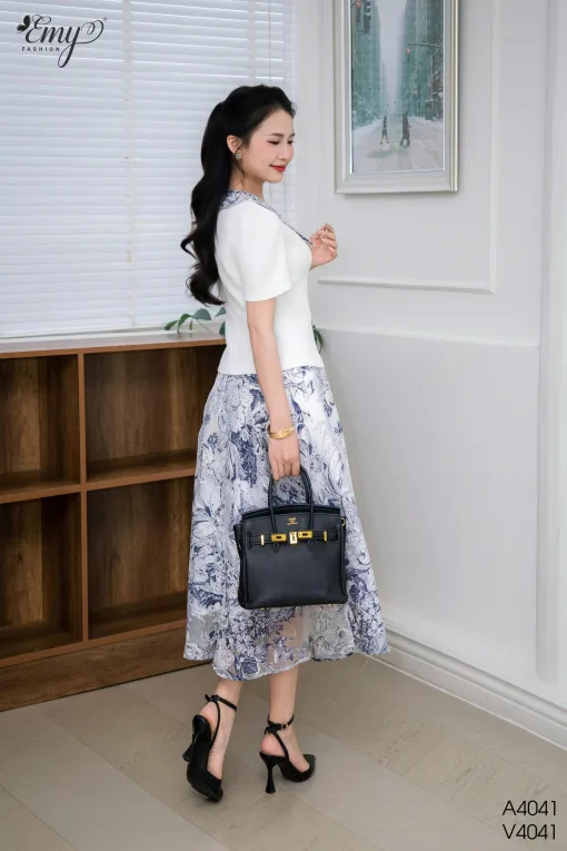 A4041 Áo Trắng Phối Lá Cổ Ánh Kim