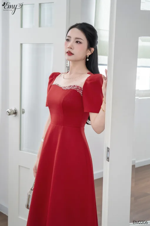 EM2206 Đầm Xoe Đỏ Cổ Phối Lưới