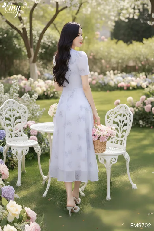 EM9702 Đầm Xoè Hoa Cổ V