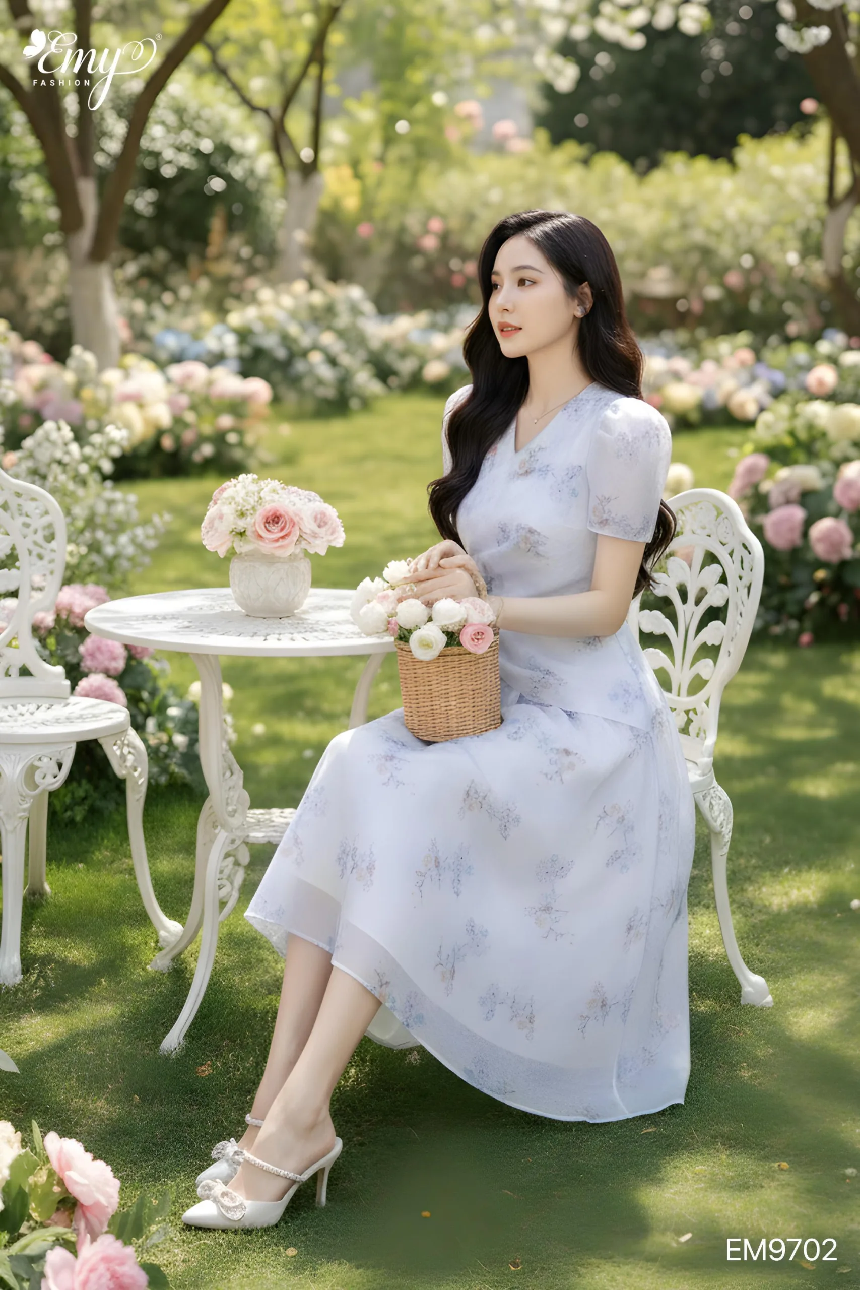 z7146363897467_b6d9009ed1ea89425fda63661e309815 EM9702 Đầm Xoè Hoa Cổ V