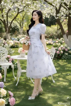 EM9702 Đầm Xoè Hoa Cổ V