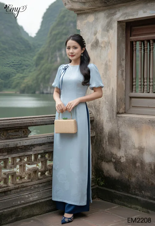 EM2208 Áo Dài Lụa Xanh Hoa Ẩn