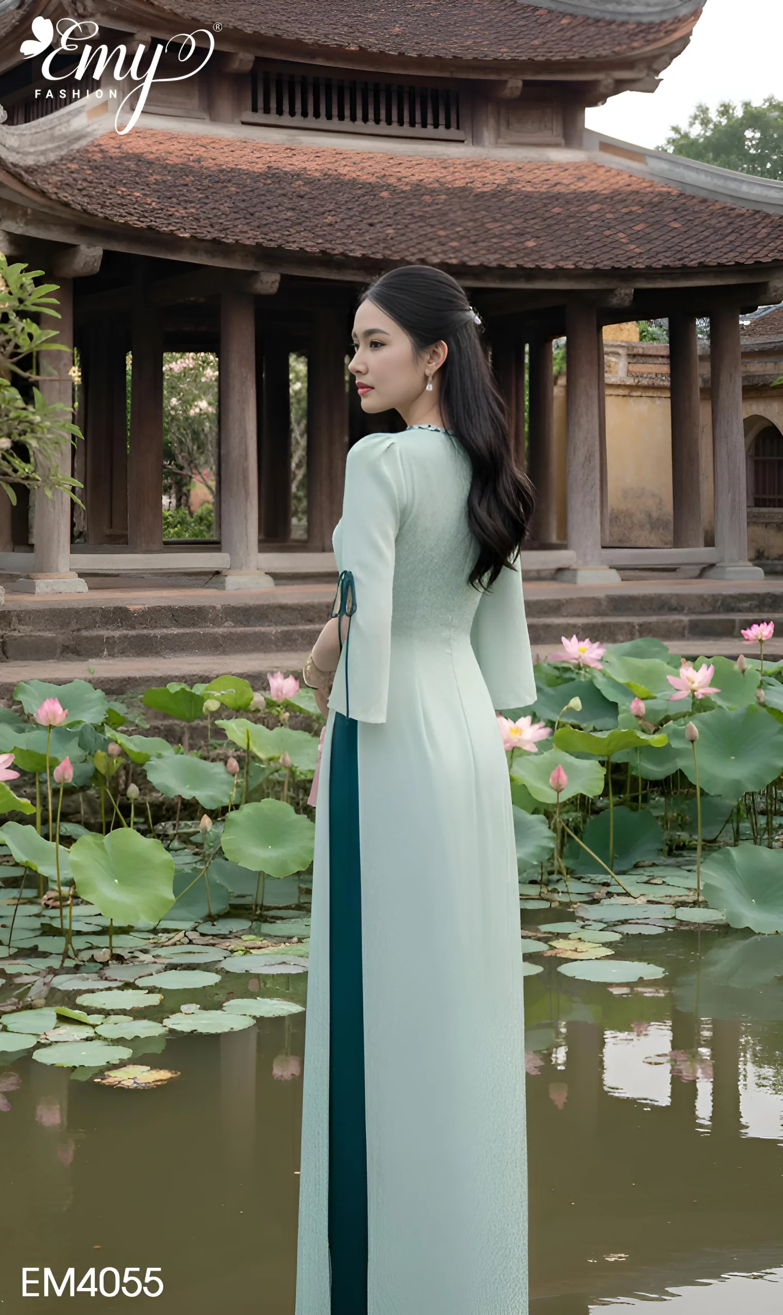 EM4055 Áo Dài Gấm Xanh HT Hoa EM4055 Áo Dài Gấm Xanh HT Hoa