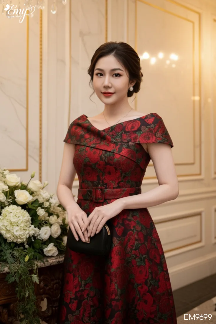 EM9699 Đầm Xoè Tafta Hoa Hồng Đỏ EM9699 Đầm Xoè Tafta Hoa Hồng Đỏ