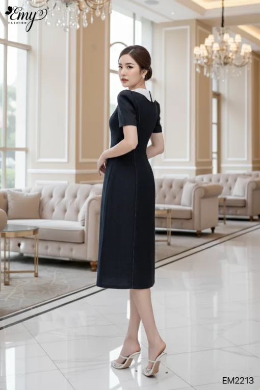 EM2213 Đầm Xoè Xanh Cổ Đắp Phối Nút