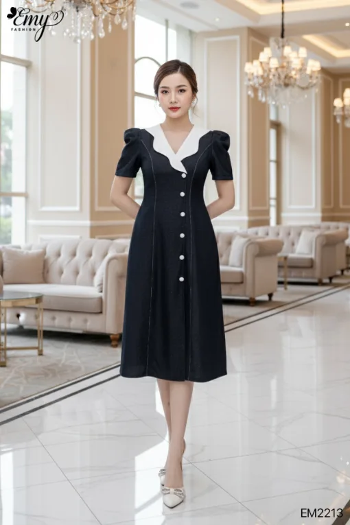 EM2213 Đầm Xoè Xanh Cổ Đắp Phối Nút