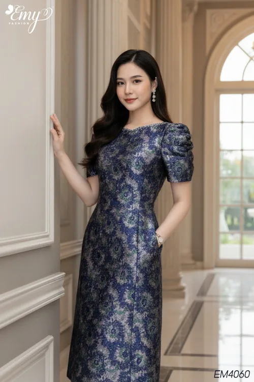 EM4060 Đầm Suông A Gấm Xanh Đen EM4060 Đầm Suông A Gấm Xanh Đen