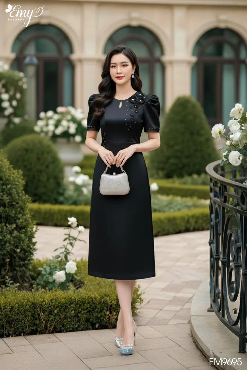 Đầm xòe dự tiệc cổ tròn EM9695