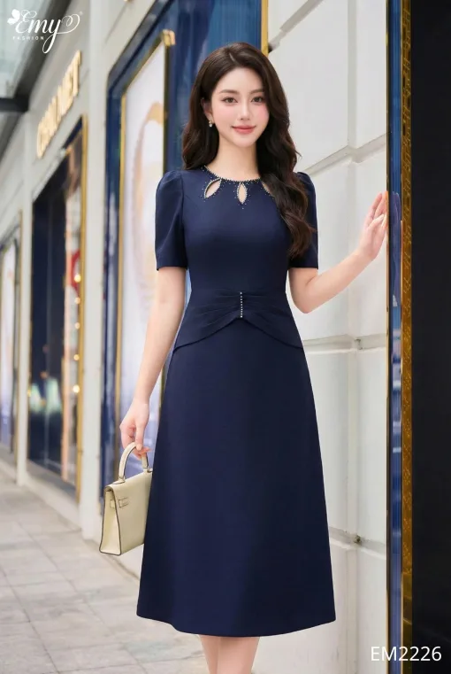 EM2226 Đầm Xanh Đen Cổ Kết Hạt