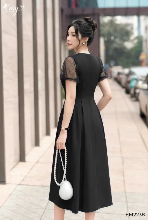 EM2238 Đầm Xòe Đen Phối Lưới Chấm Bi