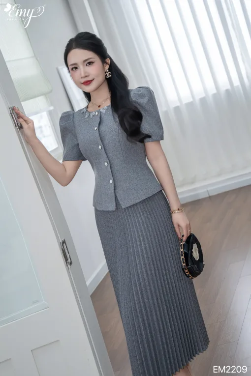 EM2209 - Set Áo & Chân Váy Bố Chéo Xám Tiêu