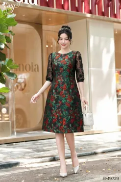 Đầm suông dự tiệc tafta gấm hoa đỏ-EM9729
