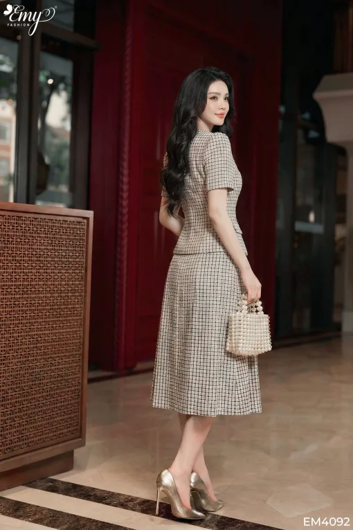 EM4092 Set Áo Caro + Chân Váy Xếp Ly Caro