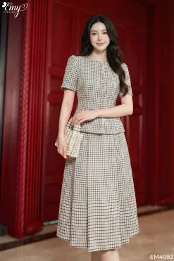 EM4092 Set Áo Caro + Chân Váy Xếp Ly Caro