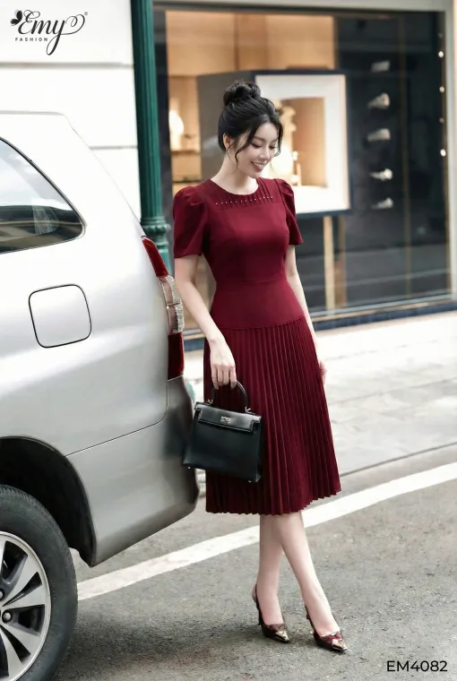 EM4082 Đầm Xòe Cotton Tuyết Đỏ Dập Ply