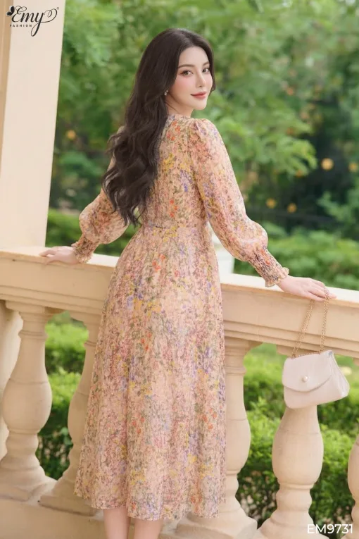 EM9731 - Đầm Xoè Tay Dài Smocking
